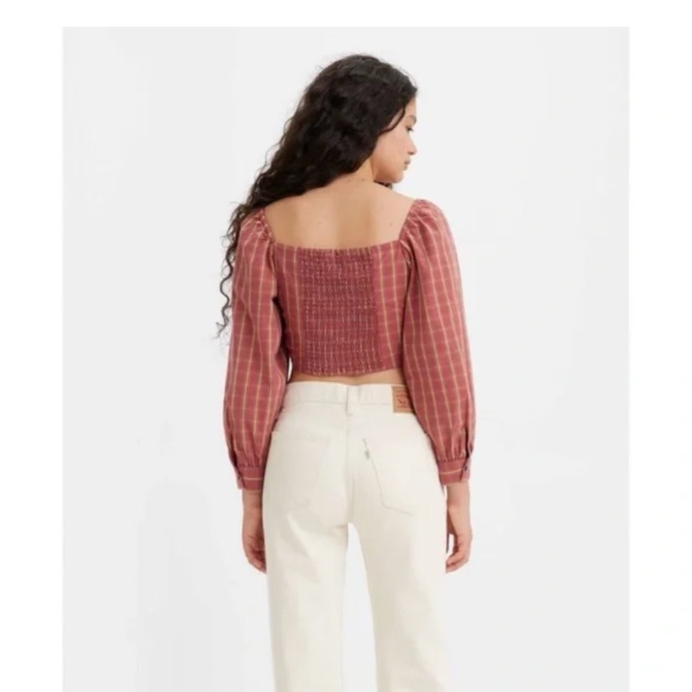 Levi's Women's Puff Long Sleeve Cropped Smocked Back Devin Blouse Red Plaid - Picture 2 of 8